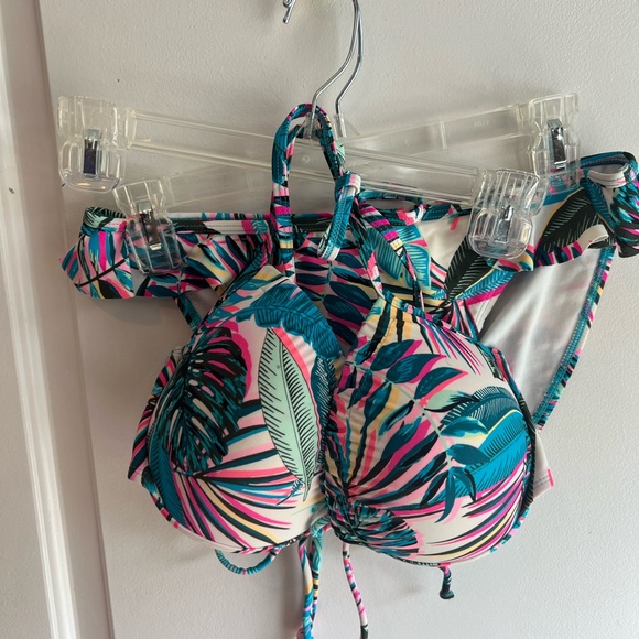 California Waves 2 piece bathing suit D/DD top,cups,underwire XL bottom colorful - Picture 5 of 13